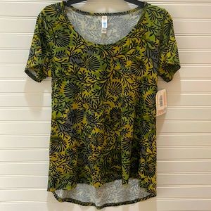NWT LuLaRoe Green Floral Short Sleeve Classic Small